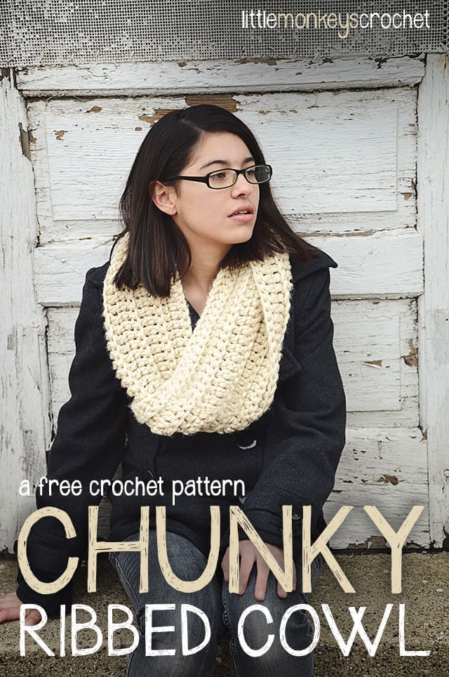 Click here for the Chunky Ribbed Cowl Crochet Pattern | Free Crochet Pattern by Little Monkeys Crochet