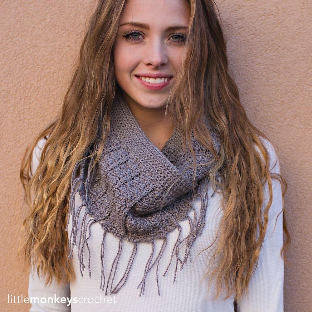 Yenni Fringe Scarf